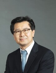 윤병국 교수