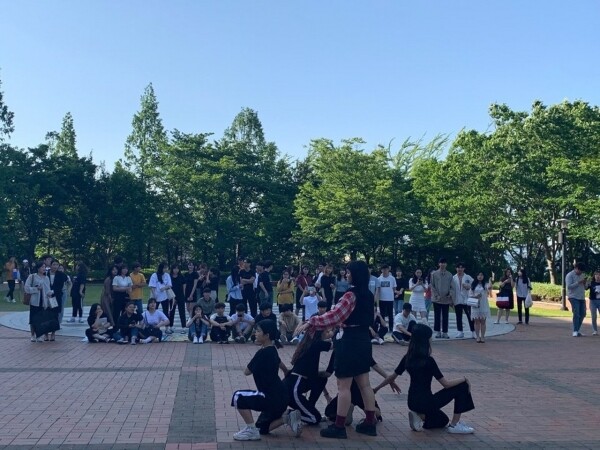 댄스동아리 노티스 공연