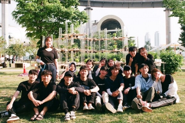 서울시립대학교(총장 서순탁) 도시과학대학 건축학부 건축학전공 재학생들이 대학생 건축과연합회(Union of Architecture University Students)가 주최하는 ‘2019 제8회 UAUS 전시회’에서 대상을 수상했다. (사진: 서울시립대 제공)