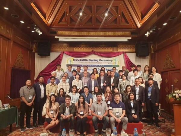 창원대 폐자원에너지화 특성화대학원 사업단은 지난 12일 태국 명문 치앙마이 라차팟 대학교를 비롯한 상위권 4개 대학과 국제워크숍을 열었다.