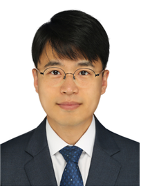 서강대학교(총장 박종구) 전자공학과 강석주 교수는 전기, 전자분야의 국제적인 기관인 미국전기전자학회(IEEE 회장 José M.F. Moura)와 대한전자공학회(IEIE 회장 단국대 최천원 교수)가 공동 주관하고 해동과학문화재단(이사장 김영재 대덕전자 대표이사)이 후원하는 ‘IT 젊은 공학자상’ 수상자로 선정됐다. (사진: 서강대 제공)
