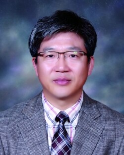 김석완 대구한의대학교 입학처장 <br>