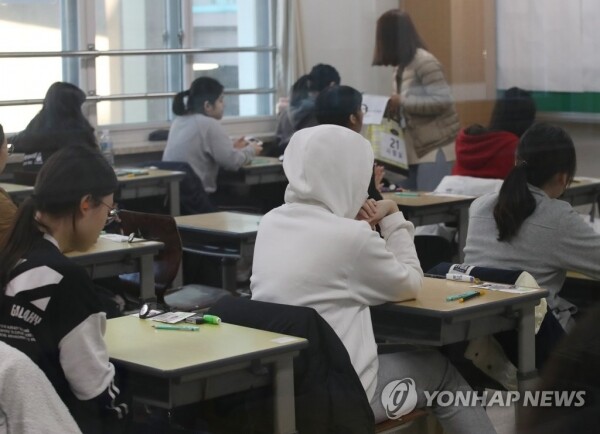 (사진: 연합뉴스)