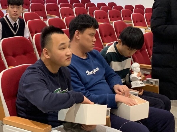 지난해 열린 흉상 전달식 (사진: 삼육대 제공)