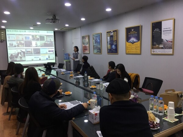 경희사이버대학교 교수학습지원센터는 ‘실용음악학과 e-Teaching 세미나’를 통해 수업 개발 전략 모색을 논의했다. (사진: 경희사이버대 제공)
