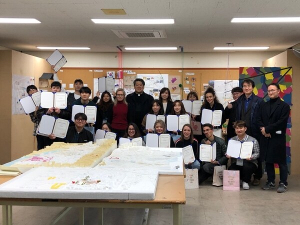 가톨릭관동대학교(총장 황창희) 건축학전공(주임교수 문정인)은 2월 10일(월)부터 14일(금)까지 프랑스 그르노블 국립건축학교 공동주관 국제워크숍을 개최했다. (사진: 가톨릭관동대 제공)