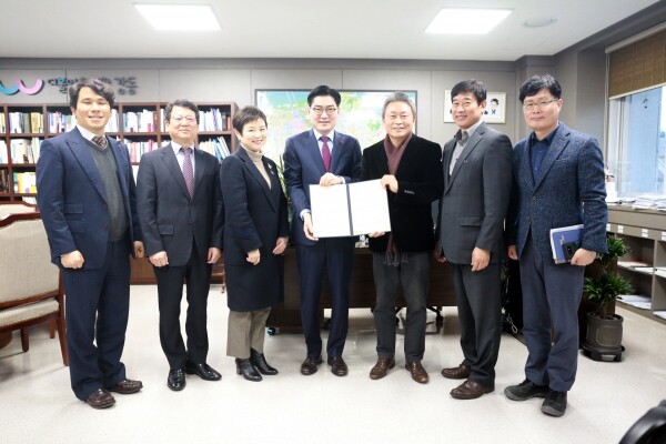 경복대학교는 최근 개최된 서울 강동구마을공동체지원센터와 강동외국인노동자센터 위탁운영 선정 심의위원회에서 위탁운영기관으로 선정됐다. (사진: 경복대 제공)