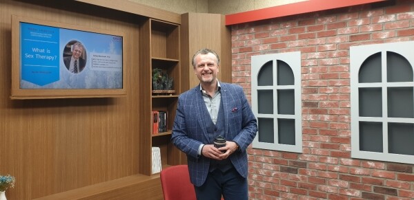 템플대학교 Skowronski 교수가 경희사이버대학교에서 성상담관련 온라인 특강을 진행했다. (사진: 경희사이버대 제공)