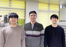 (사진 왼쪽부터)동의대 방금혁, 최두호, 이동훈 씨