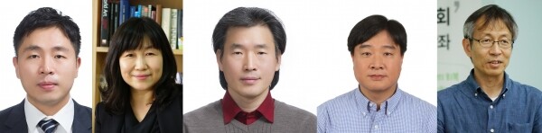 (사진 왼쪽부터)배성호 교수, 윤영순 교수, 이원하 교수, 이효녕 교수, 최정규 교수