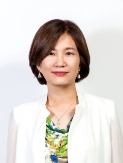 서울사이버대 심리상담대학학장 이우경 교수