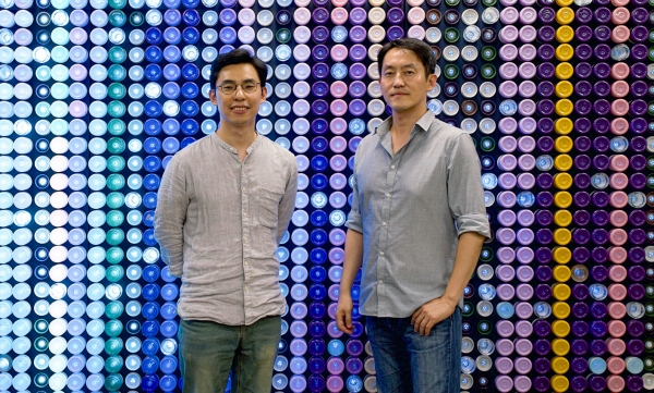 서강대 아트&테크놀로지학과 성백신 대학원생(좌), 김주섭 지도교수