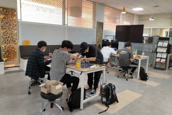 전북대 LINC+사업단이 3D모델링과 3D프린터를 활용할 수 있도록 조성한 ‘LINC+에듀발전소’
