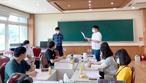 김천대가 운영 중인 경북청년사회서비스사업단이 청년사회지원센터와 범죄예방 프로그램을 공동 개발했다.(사진: 김천대 제공)