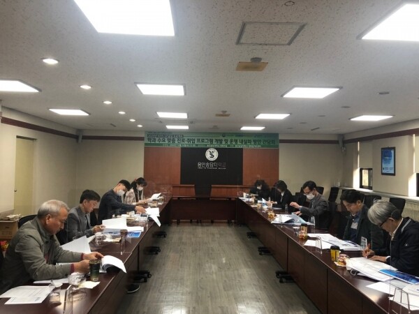용인송담대학교 대학일자리센터는 지난 14일 12시 본관 대회의실에서 ‘학과 수요 맞춤 진로·취업 프로그램 개발 및 운영 내실화 방안’을 위한 간담회를 개최했다. (사진=용인송담대 제공)