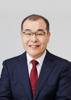 홍원화 총장