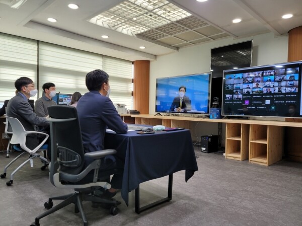 대전·세종·충남지역 총장협의회는 11일 정기총회’를 개최하고, 공공기관 지역인재 채용의무제 개선안을 담은 공동건의문 채택과 ‘전환기의 고등교육 발전방안’ 교육혁신 포럼을 진행했다. 사진=한밭대 제공