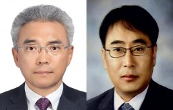 (왼쪽부터) 이희학, 신열 부총장. 사진=목원대 제공