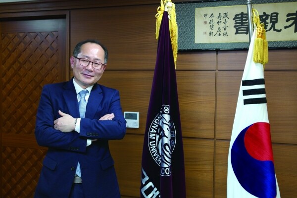 이 총장은 “현장에서 요구하는 최신 기술, 4차 산업혁명으로 이어지는 기술 등 분야별 직무역량뿐 아니라 학생들의 다양한 니즈를 교육에 반영하는 것이 절대적”이라고 말했다.