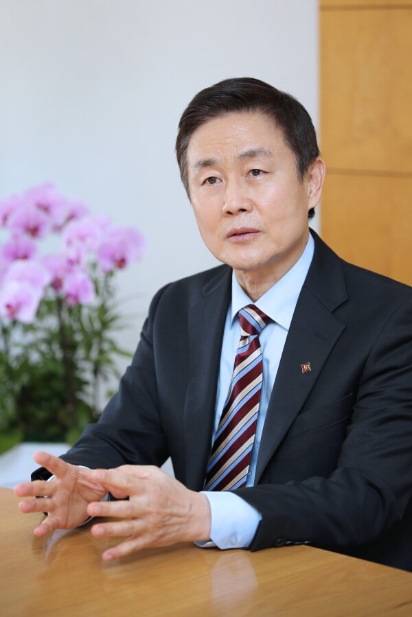 승현우 총장이 취임 소회, 향후 계획 등을 설명하고 있다.