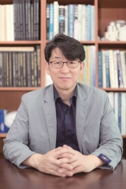 신현상 입학관리본부장