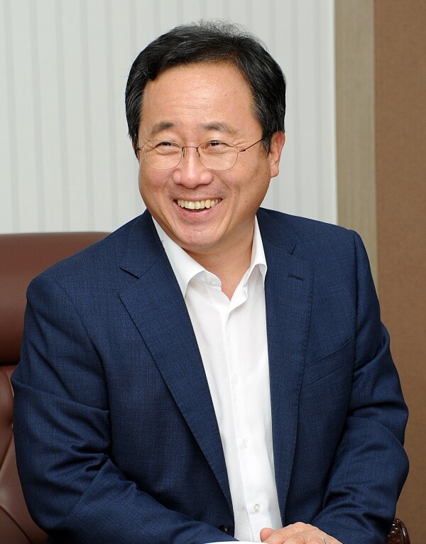 김 교육감은 “학교 현장의 블렌디드 러닝을 지원하기 위해 ‘부산에듀원’을 구축했다”고 말했다.