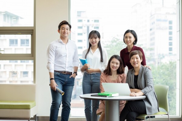 사이버한국외대 이미지 사진. 사진=사이버한국외대 제공