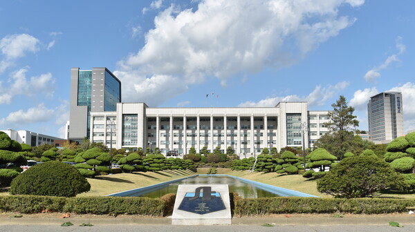 인하대 본관 전경. 사진=인하대 제공