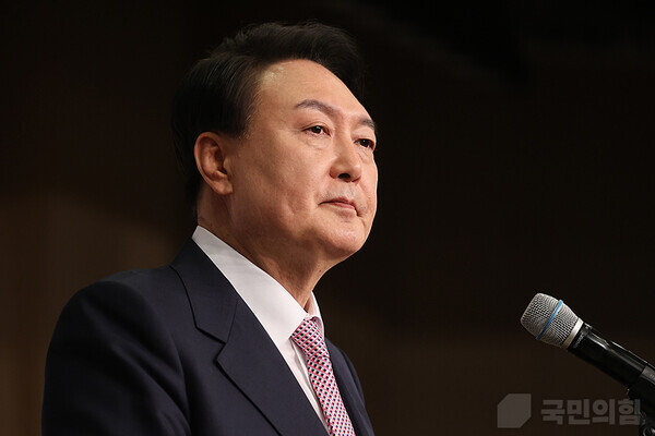 10일 제20대 대한민국 대통령으로 당선된 윤석열 대통령 당선인이 국민에게 전하는 당선 인사를 하고 있다. 사진=국민의힘 홈페이지 제공