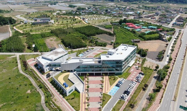 전북대 농축산용미생물연구센터 전경. 사진=전북대 제공