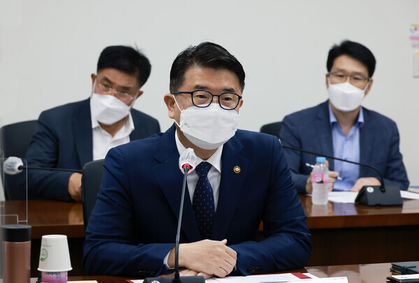 장상윤 교육부 차관이 지난 5월 24일 열린 국공립대학총장협의회 간담회에 참석해 발언하고 있다. 사진=교육부 제공