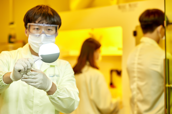 한국공대 나노반도체공학과 반도체 실습 모습. 사진=한국공대 제공