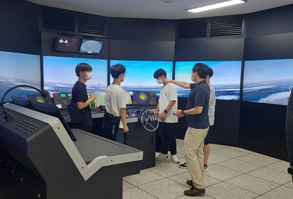 동명대 해양모빌리티학과의 전공체험 행사 장면. 사진=동명대 제공