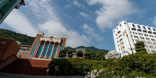 성결대학교 본관.